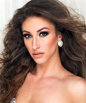 Danielle Alura