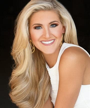 Laura Lee Lewis