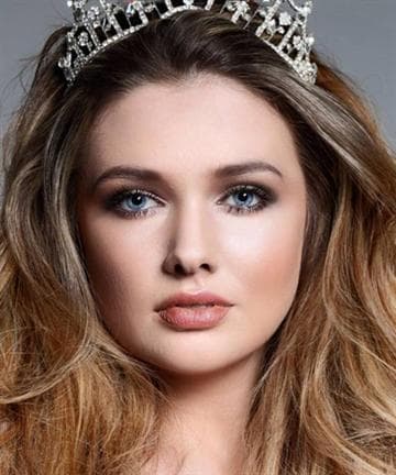 Laura Collins