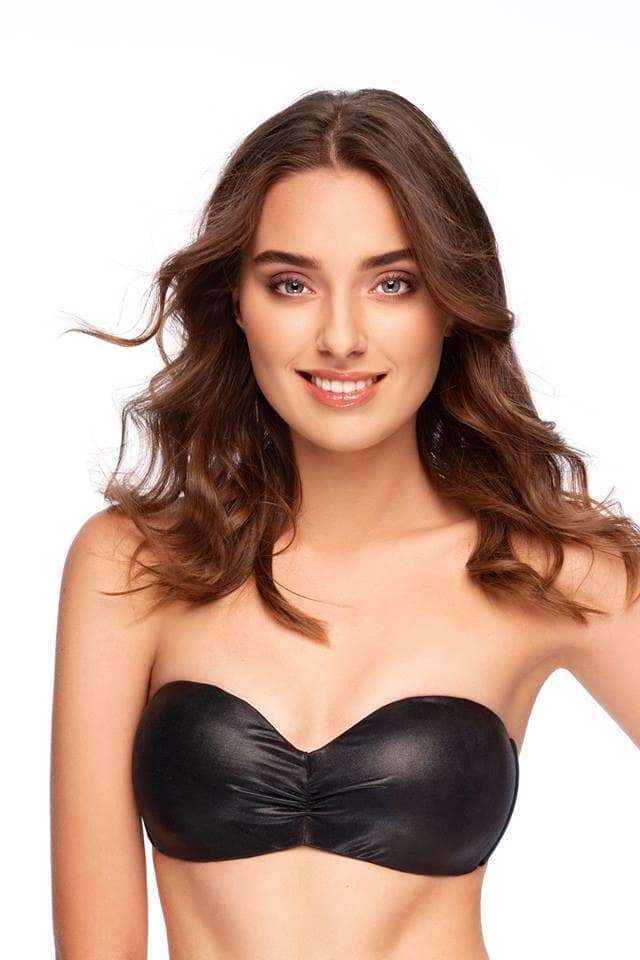 Veronika Didusenko from Kiev Oblast - Finalist Miss Ukraine 2018 (Photo Source: Miss Ukarine Official FaceBook)