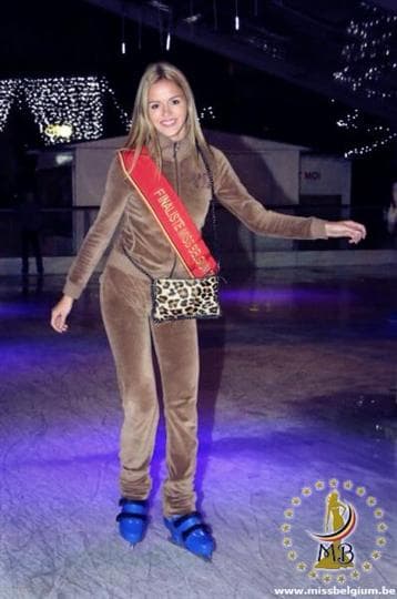 Charlotte Vanbiervliet Finalist Miss Belgium 2015 (Photo Credits: Miss Belgium/ Official FB Page)
