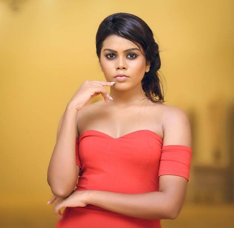 Dilukshi Weeraperuma - Miss Earth Sri Lanka 2017 Finalist (Photo Courtesy: TV Derana/ FaceBook Official)