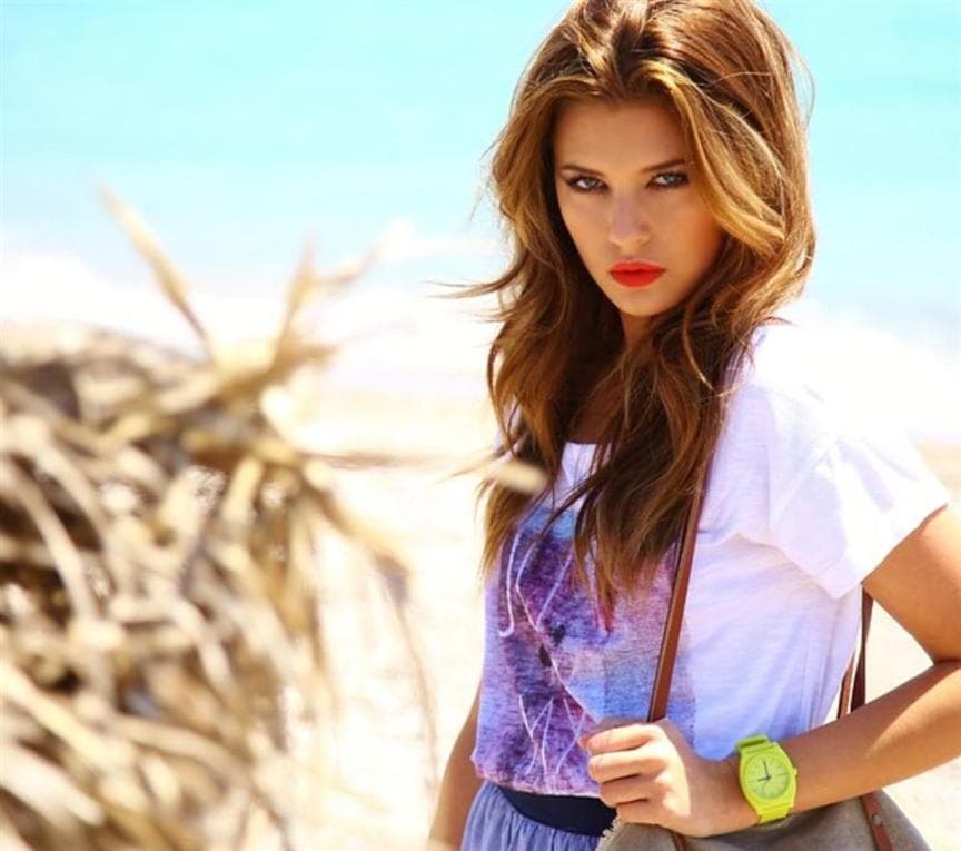 Laetizia Penmellen Giovannelli Miss Earth France 2014