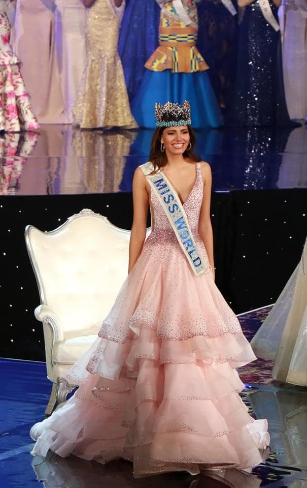 Stephanie Del Valle the newly crowned Miss World 2016