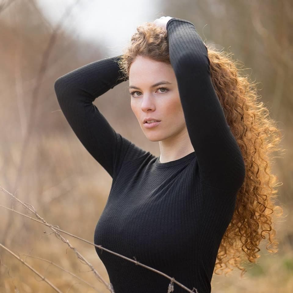 Katja Purtscheller (Miss Online 2017) Photoshoot (Courtesy FaceBook/missaustriacorporation)
