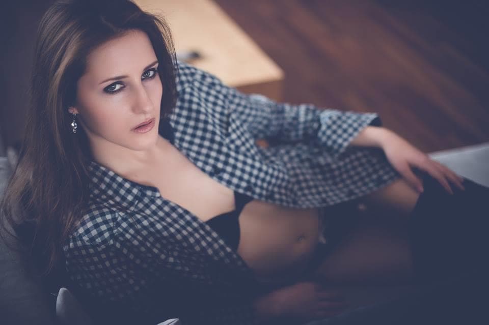 Jennifer Scheutz (Miss Vorarlberg 2017) Photoshoot (Courtesy FaceBook/missaustriacorporation)