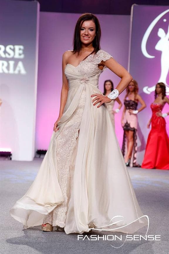 Kristina Georgieva Miss Universe Bulgaria 2014 (Courtesy: Fashion Sense)