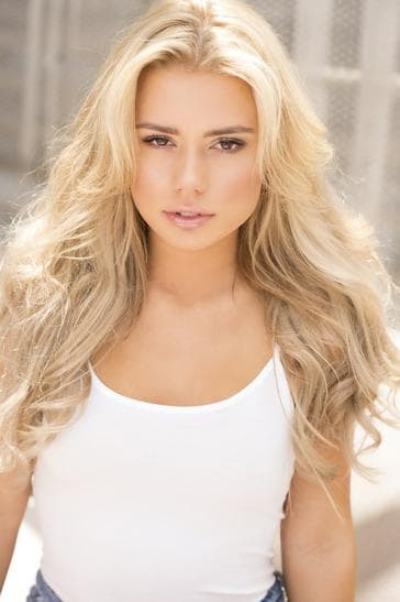 Alexandra Vorontsova Miss USA 2016 Contestant Headshot Photoshoot (Photo Credits: Facebook Official)