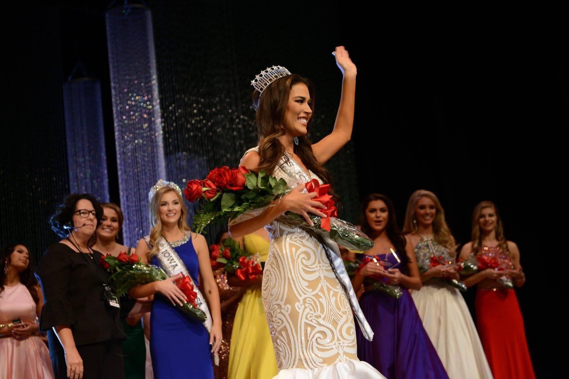 Jenny Valliere Miss Iowa USA 2018 for Miss USA 2018 (Photo Credit: Miss USA/ Contestant Official FaceBook/Instagram)