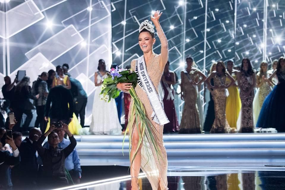 Demi-Leigh Nel-Peters from South Africa winner Miss Universe 2017