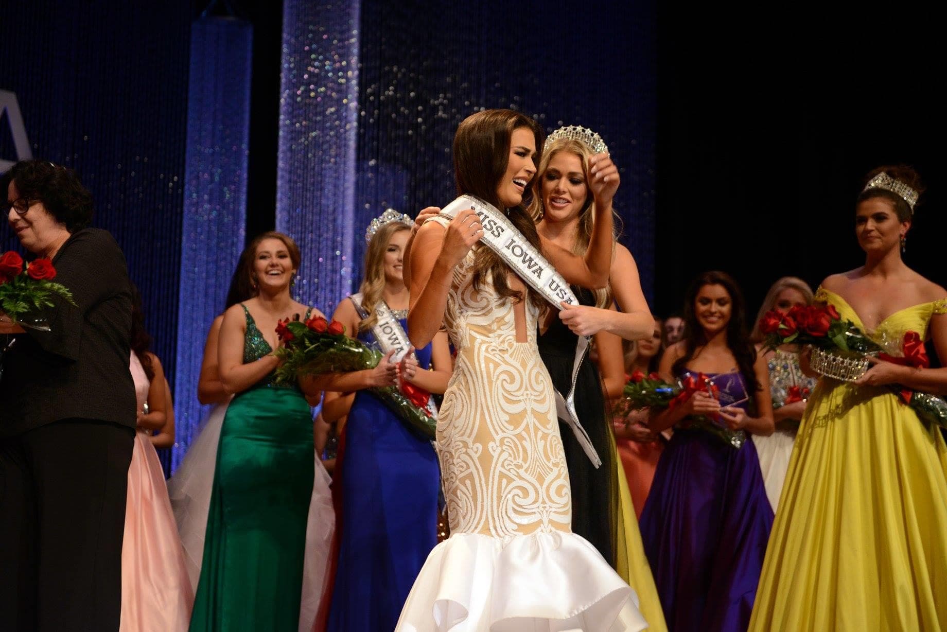 Jenny Valliere Miss Iowa USA 2018 for Miss USA 2018 (Photo Credit: Miss USA/ Contestant Official FaceBook/Instagram)