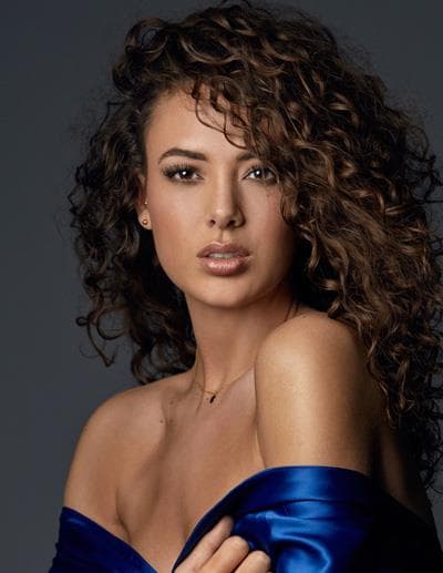 Zoey Ivory Contestant from Netherlands Glam Shot for Miss Universe 2016 (Photo Credits: Miss Universe Facebook Official)