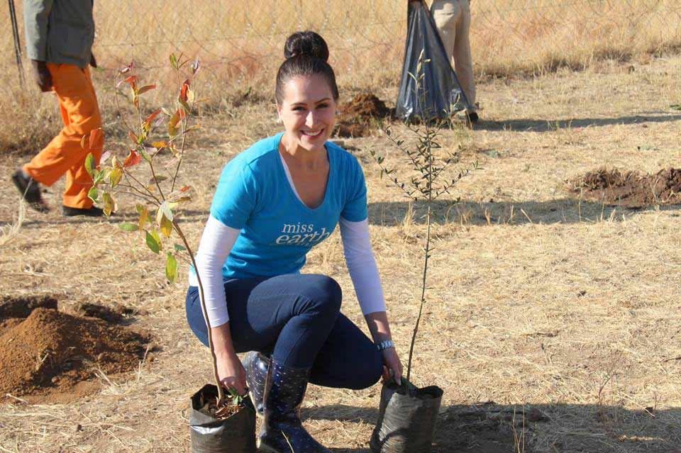 Carla Viktor contestant from South Africa for Miss Earth 2015