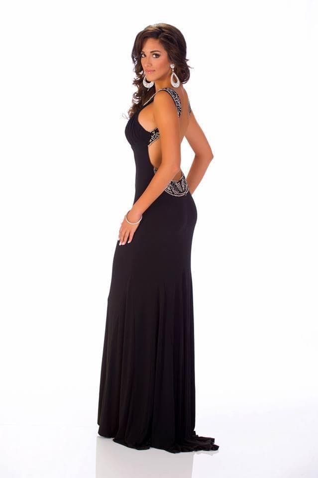 Brianna Acosta Contestant from Hawaii in Long Gown for Miss International 2015