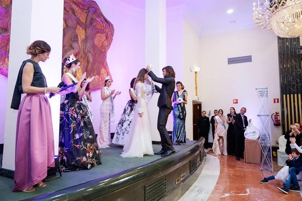 Noemi Sartal Loira Crowned Showstars Spain 2017 (Photo Credit: Facebook Official)
