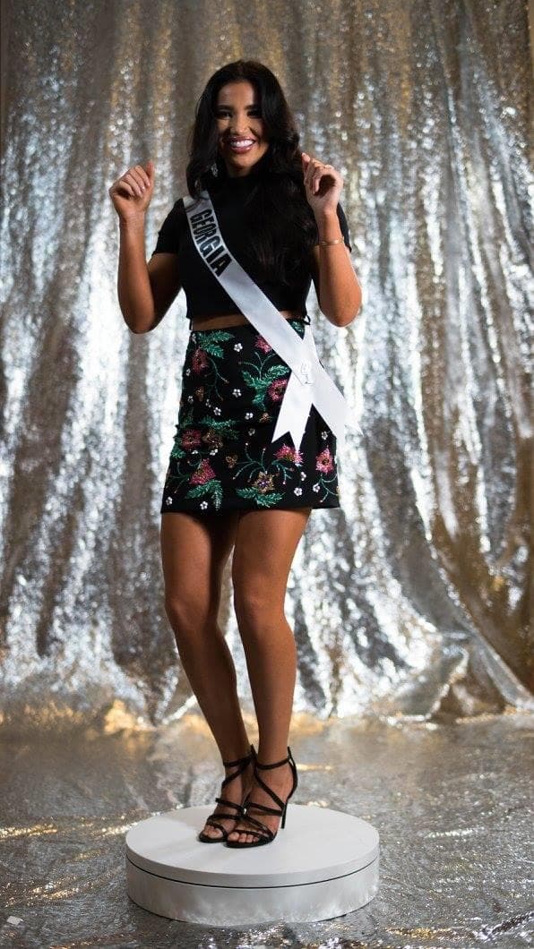 Deanna Hope Johnson Miss Georgia USA 2017 Official Photoshoot (Photo Credit: Miss USA Facebook Official)