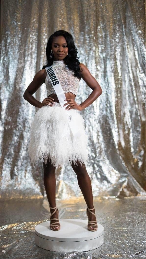 Whitney Wandland Miss Illinois USA 2017 Official Photoshoot (Photo Credit: Miss USA Facebook Official)