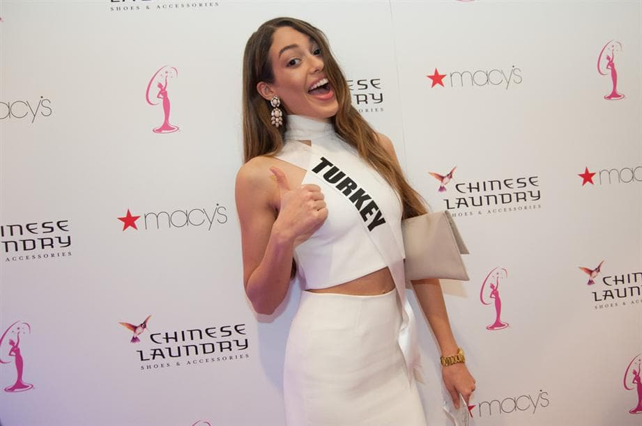 Dilan Cicek Deniz Miss Universe Turkey 2014 at Chinese Laundry Shoes Meet