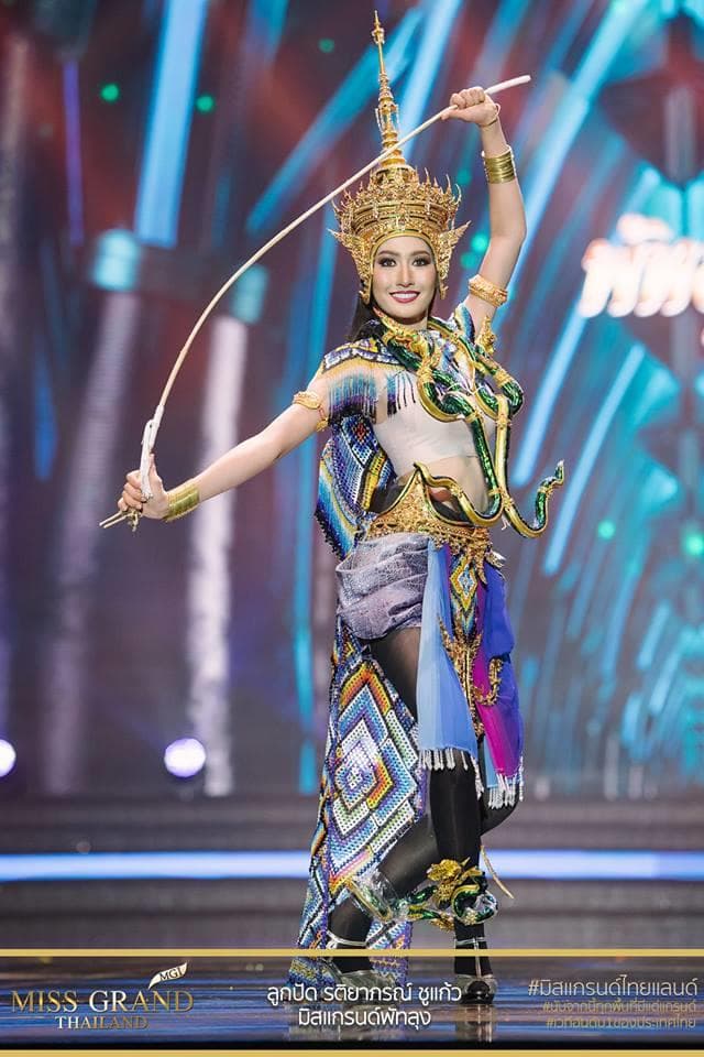 รติยาภรณ์ ชูแก้ว มิสแกรนด์พัทลุง 2017 Lookpat Ratiyaporn Miss Grand Phatthalung 2017 during National Costume Competition (Courtesy - FaceBook/missgrandthailand)