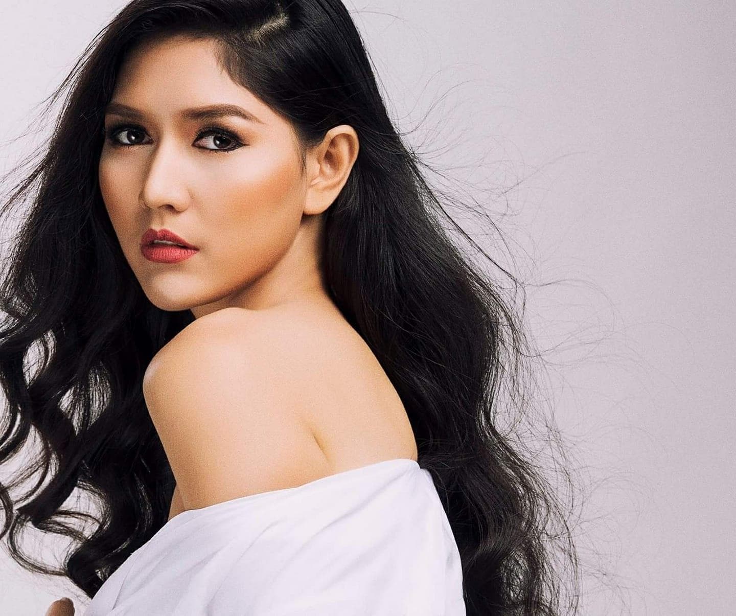 Zun Than Sin Miss Universe Myanmar 2017 (Photo Credit: Miss Universe/FaceBook Official)