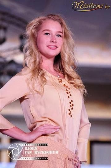 Nina De Baecke Finalist Miss Belgium 2015 (Photo Credits: Miss Belgium/ Official FB Page)
