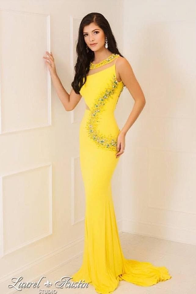 Sophia Dominguez-Heithoff (Missouri) Contestant Miss Teen USA 2017 in Evening Gown (Photo Credit: Facebook Official)