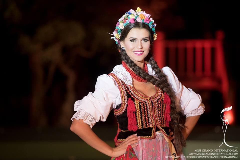 Katarzyna Krzeszowska from Poland - Finalist Miss Grand International 2015 in National Costume (Photo Credit: MGI Official)
