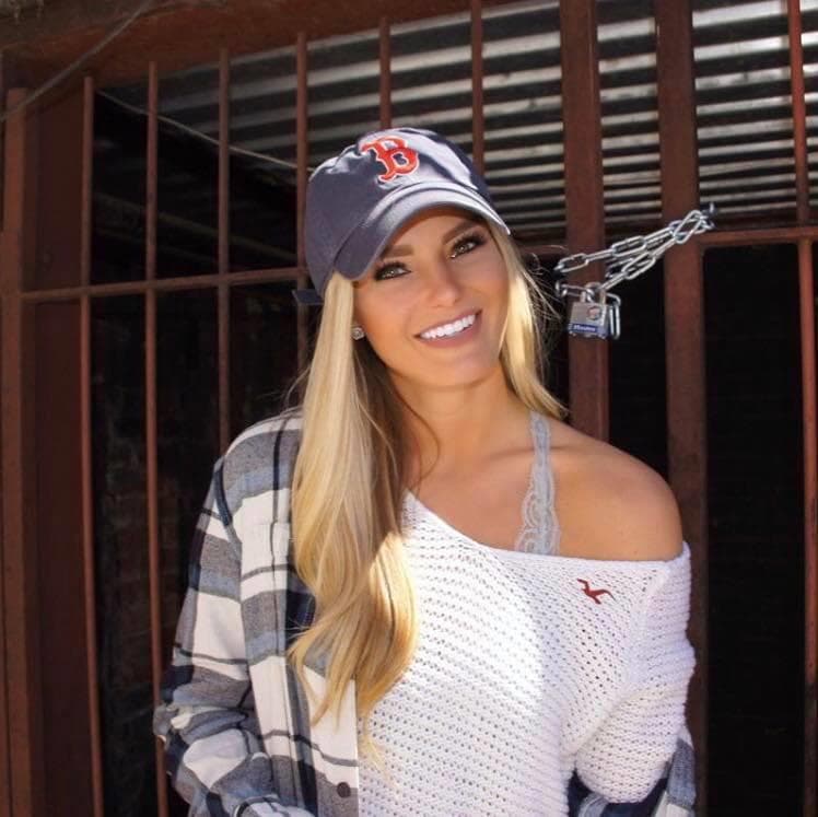 Ashley Amanda Vollrath Miss Virginia USA 2018 for Miss USA 2018 (Photo Credit: Miss USA/ Contestant Official FaceBook/Instagram)