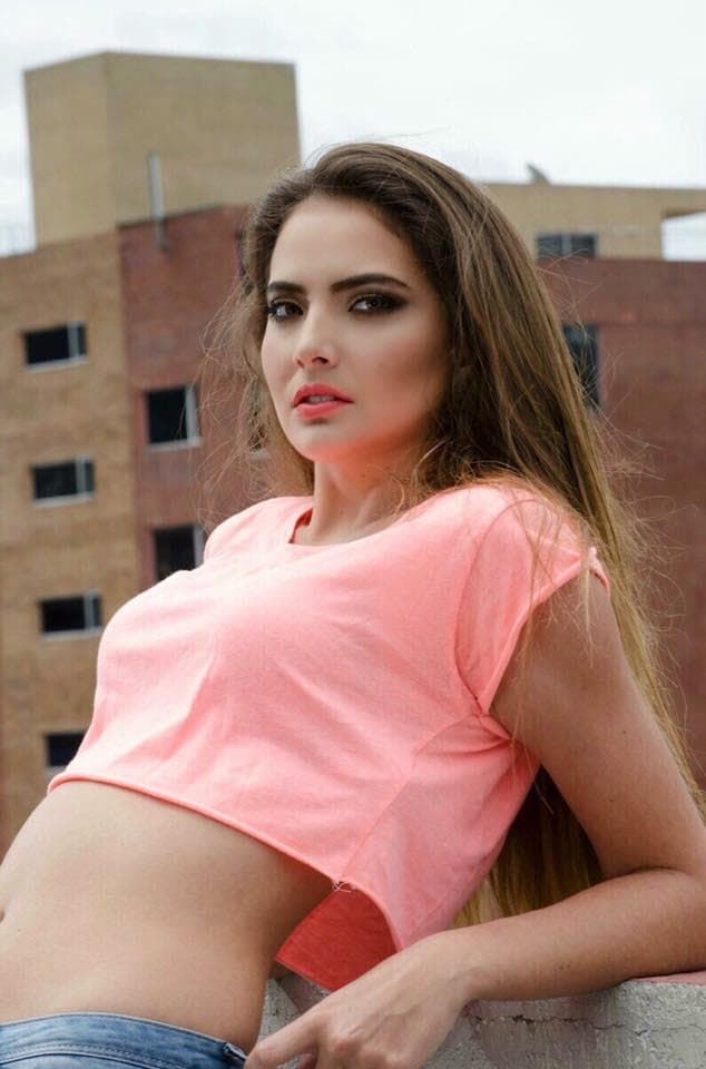 Analia Vernaza Daulón Miss Grand Ecuador 2017 Contestant for Miss Grand International 2017 (Photo Courtesy: Miss Grand International/ Contestant Official FaceBook)