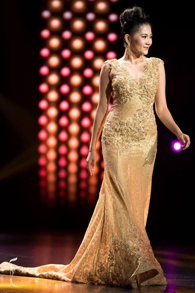 Nandar Lwin Miss Grand Myanmar 2016 in Evening Gown (Photo Credit: Official Facebook/ Miss Grand International Organization)
