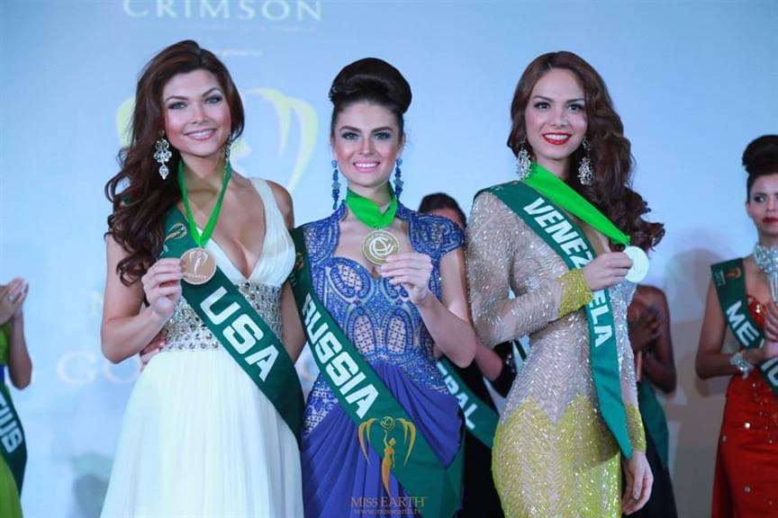 Anastasia Trusova Winner of Evening Gown Competition Group 3 (Photo Credits: Miss Earth Official)