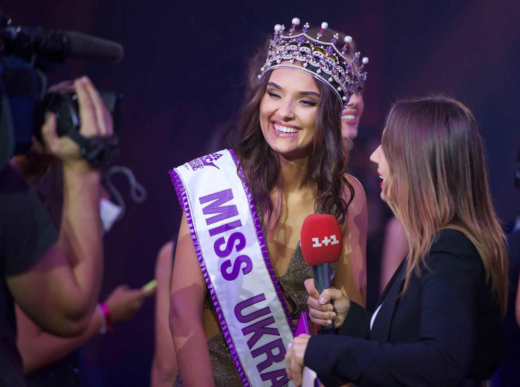 Veronika Didusenko winner Miss Ukraine 2018 (Photo Source: Miss Ukarine Official FaceBook)