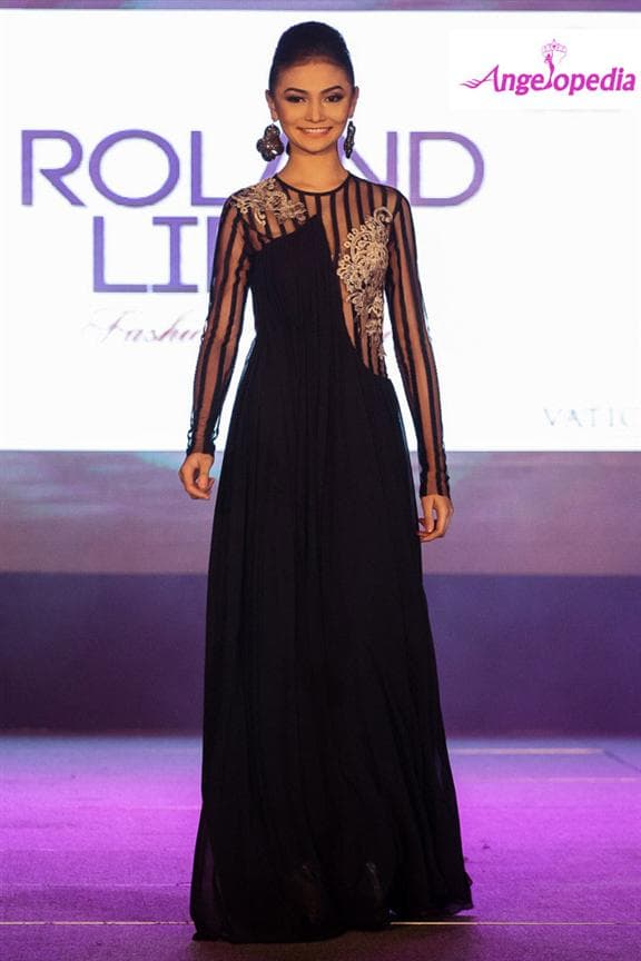 Nicole Kim Donesa Cruz Miss World Philippines 2014 Contestant in Evening Gown