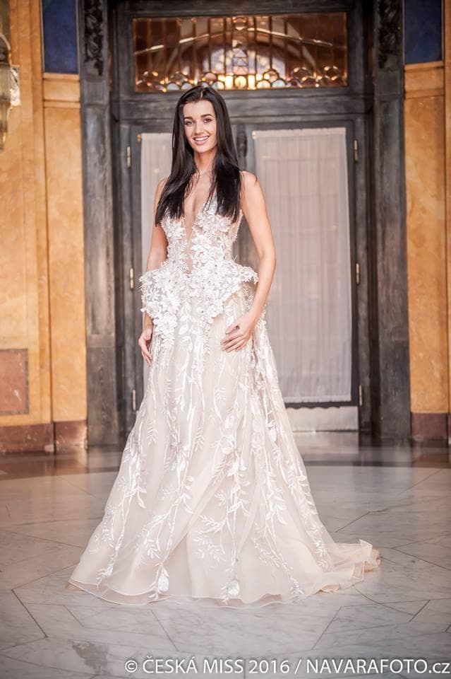 Nikola Kovarikova Contestant Ceska Miss 2016 in evening gown (Photo Credits - Ceska Miss facebook official)