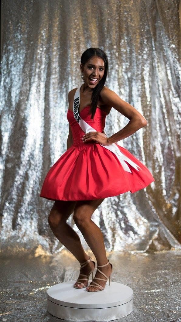 Catherine Carmichael Miss Kansas USA 2017 Official Photoshoot (Photo Credit: Miss USA Facebook Official)