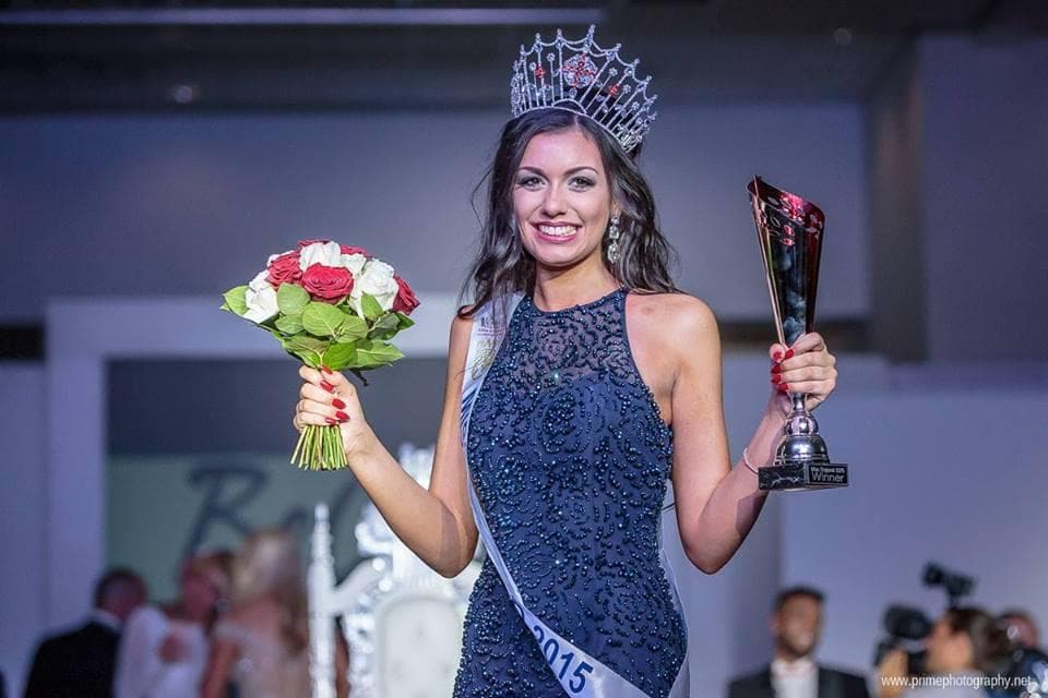 Natasha Hemmings taking her first walk down the catwalk as Miss England 2015 (Photo Credits: Miss England Official Facebook)
