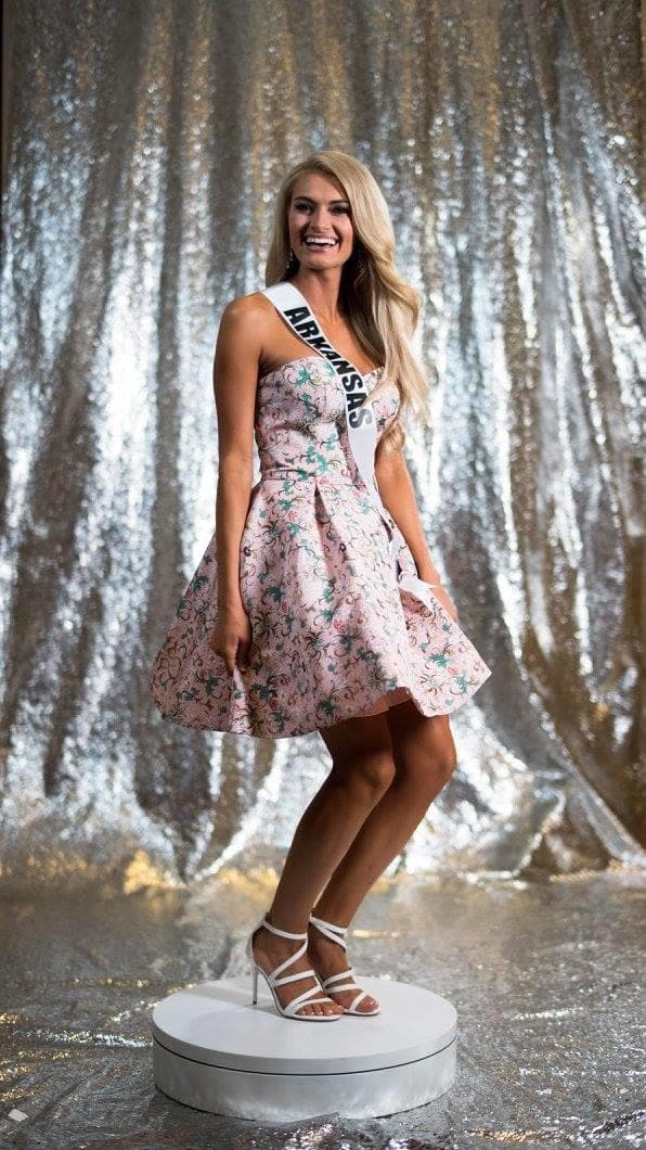 Arynn Nicole Johnson Miss Arkansas USA 2017 Official Photoshoot (Photo Credit: Miss USA Facebook Official)
