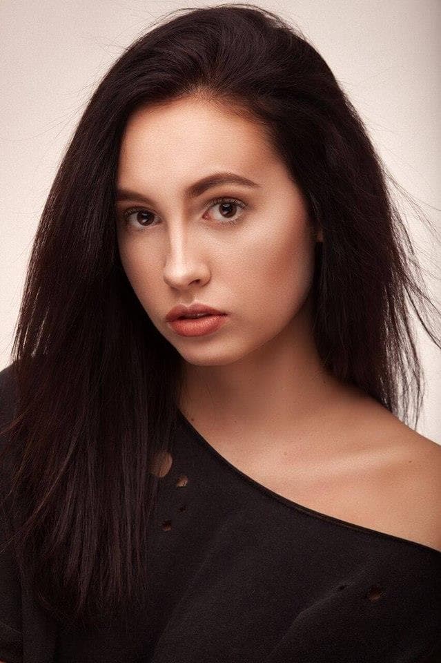 Elisabeth Rauter (Miss Kärnten  2017) (Courtesy FaceBook/missaustriacorporation)