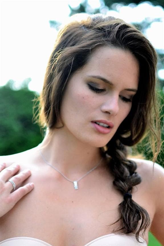Elise Schneidesch Finalist Miss Belgium 2015 (Photo Credits: Miss Belgium/ Official FB Page)