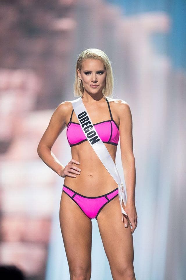 Elizabeth Denny Miss Oregon USA 2017 during Preliminary Swimsuit Competition (Photo Credit: Miss USA Facebook Official)