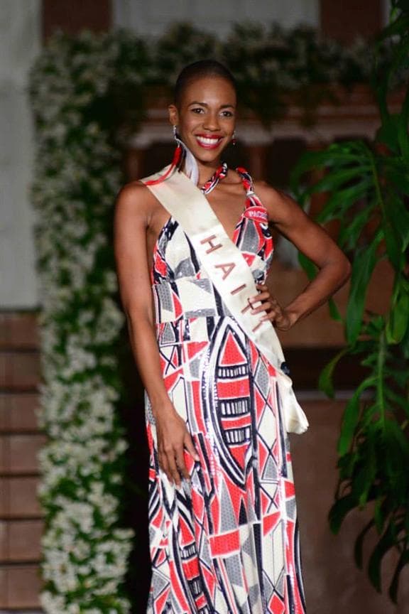 Carolyne Desert (Haiti) Reina Hispanoamericana 2014 Contestant