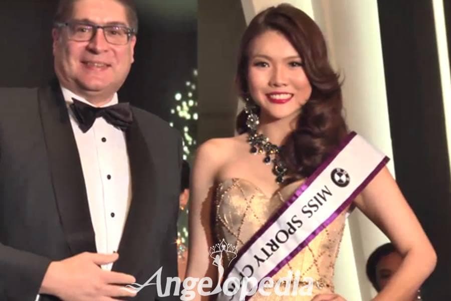 Venessa Tiara Tay receives Miss Sporty Chic special award at Miss Universe Singapore 2016