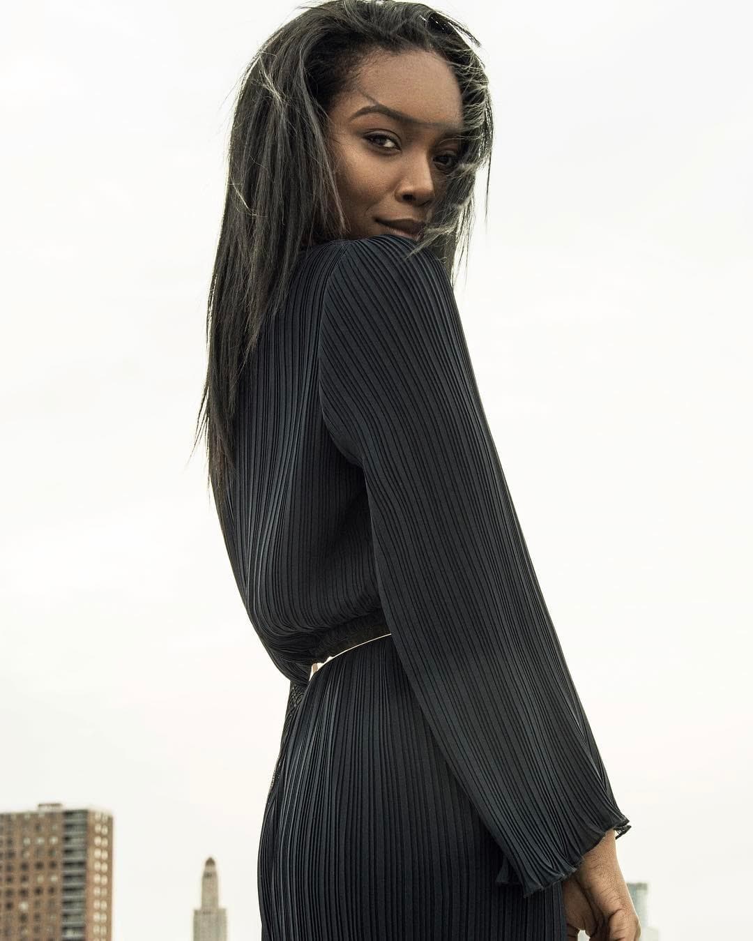 Whitney Wandland (Illinois) Contestant Miss USA 2017 (Photo Credit: Facebook/Instagram Official)