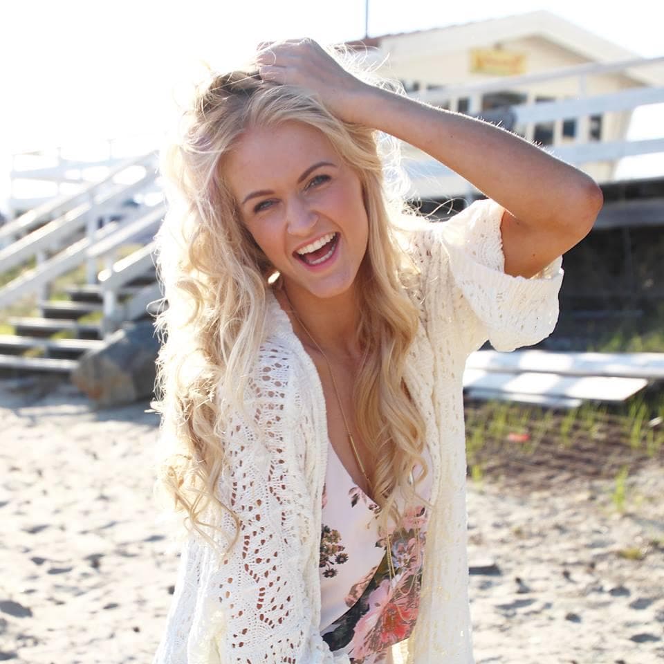 Christina Waage Contestant Miss Universe Norway 2016