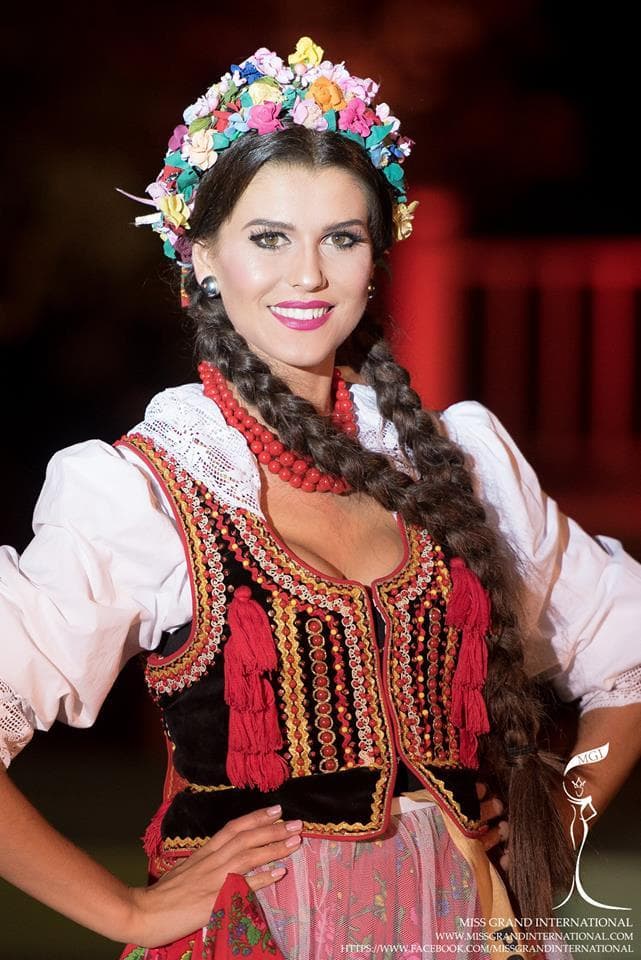 Katarzyna Krzeszowska from Poland - Finalist Miss Grand International 2015 in National Costume (Photo Credit: MGI Official)