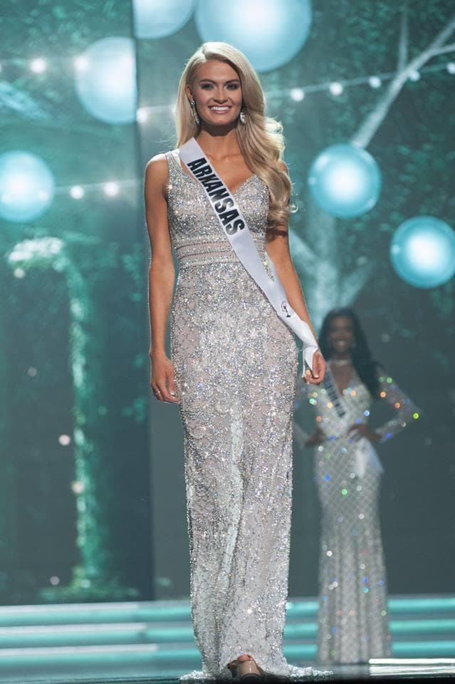 Arynn Nicole Johnson Miss Arkansas USA 2017 during Preliminary Evening Gown Competition (Photo Credit: Miss USA Facebook Official)