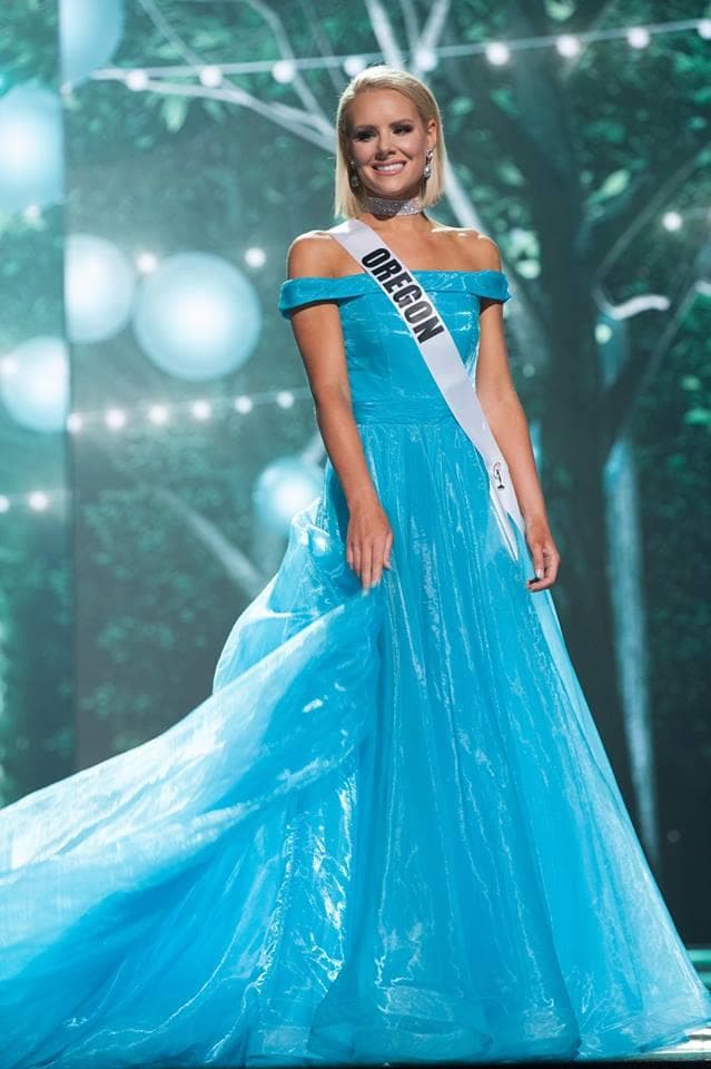 Elizabeth Denny Miss Oregon USA 2017 during Preliminary Evening Gown Competition (Photo Credit: Miss USA Facebook Official)