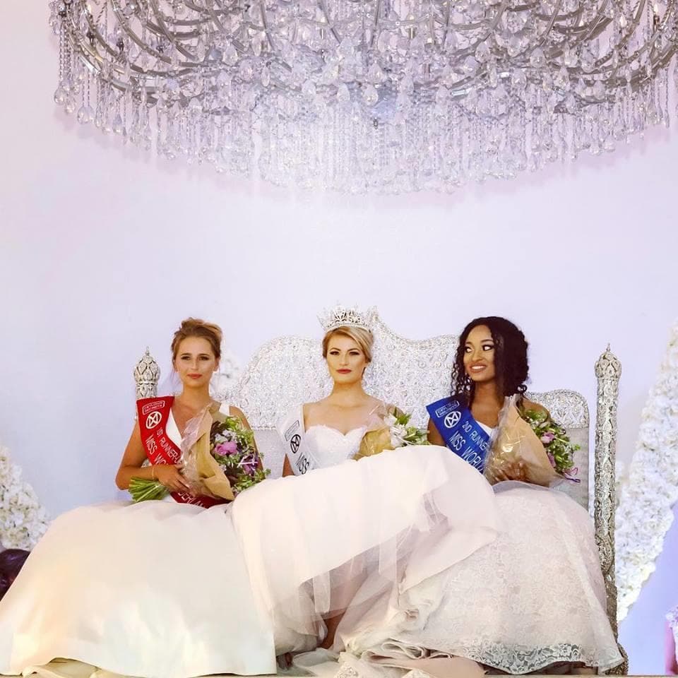 Leonie Hesselink winner Miss World Netherlands 2018/ Miss World Nederland 2018 with runners-up (Photo Courtesy: Miss World Nederland FaceBook Official)