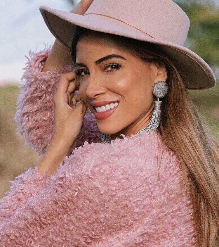 Natalia Carvajal Sánchez Miss Universe Costa Rica 2018, Miss Universe 2018 Contestant (Photo Courtesy: Miss Universe/Candidate FaceBook/ Instagram)