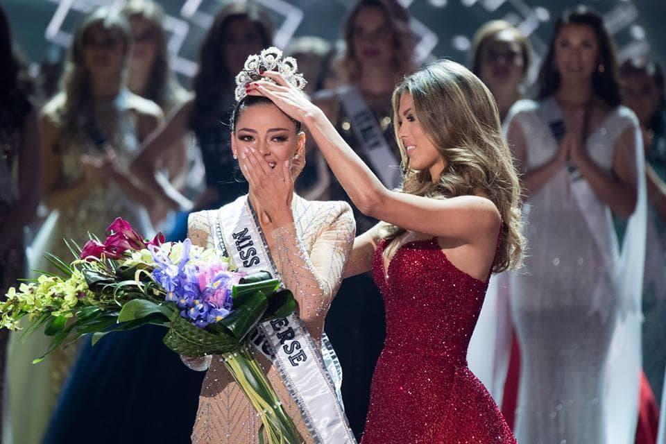 Demi-Leigh Nel-Peters from South Africa winner Miss Universe 2017